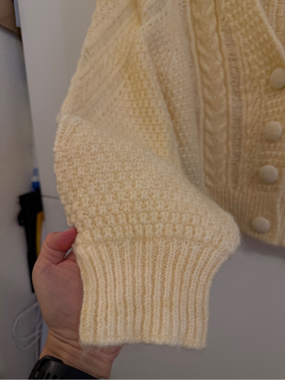 Mango Cream Cable-Knit Cropped Button Cardigan - Picture 4 of 7